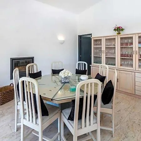 Villa Carvoeiro Sleeps 8 Pool Wifi Carvoeiro (Lagoa)